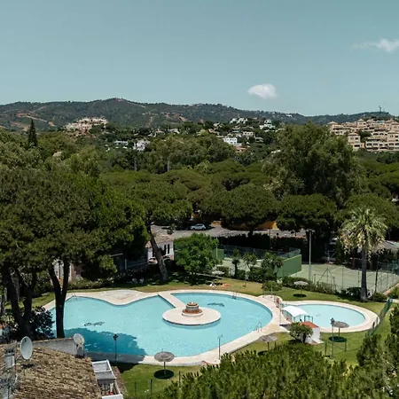 Townhouse Arcos Patio Pool Charming Apartment Marbella