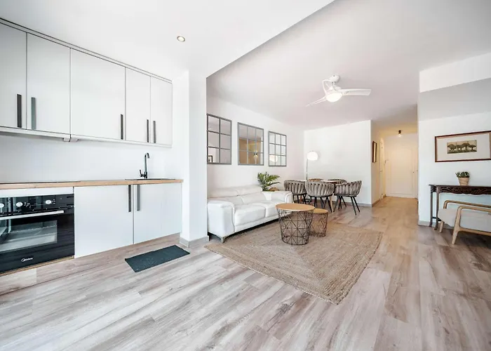 Townhouse Arcos Patio Pool Charming Apartament