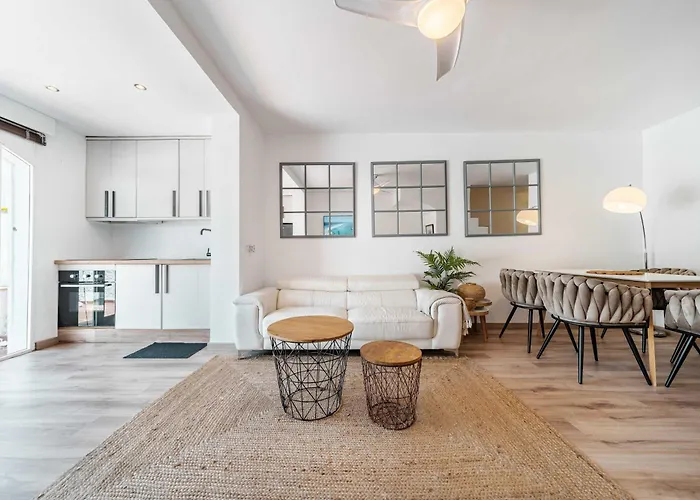 Apartment Townhouse Arcos Patio Pool Charming *