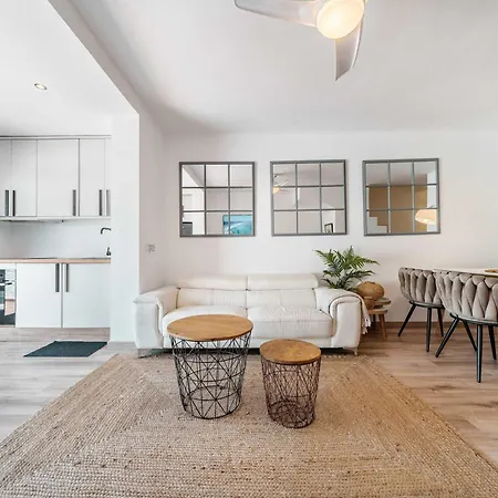 Appartement Townhouse Arcos Patio Pool Charming *